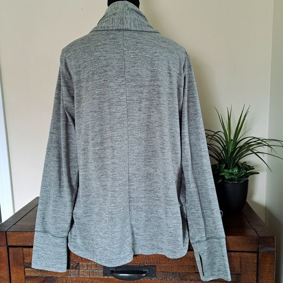 Nike Dri Fit Open Drape Cardigan Yoga Open Front Top Size Large Green Active - Picture 3 of 13